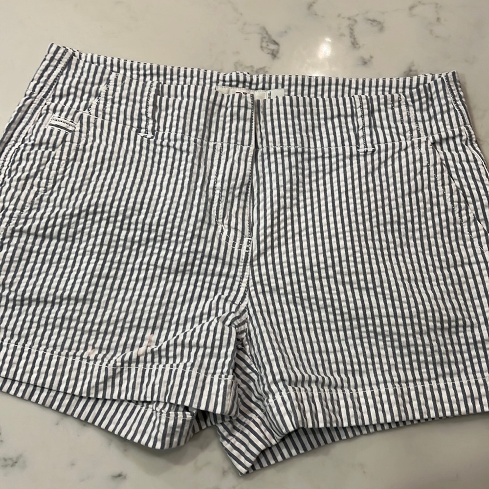 Cute seersucker shorts by Vineyard Vines